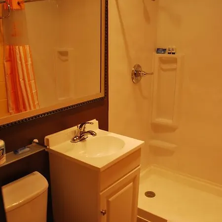 Imperial Motel Cortland Room photo